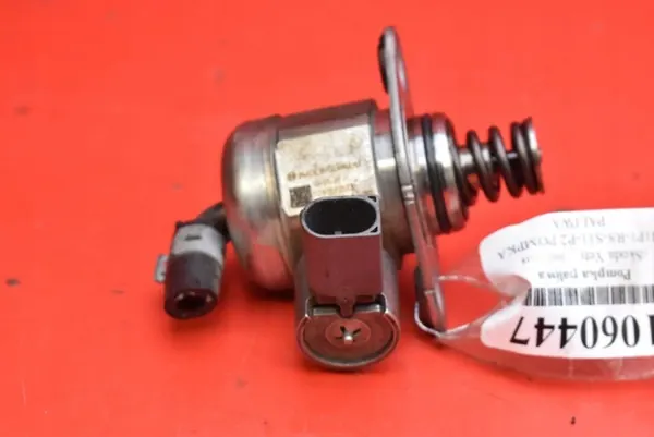 Högtrycksbränslepump OEM 04E127025D för Skoda Yeti image 5