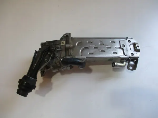 Refroidisseur d'échappement d'occasion OEM A6511400075 Mercedes image 2