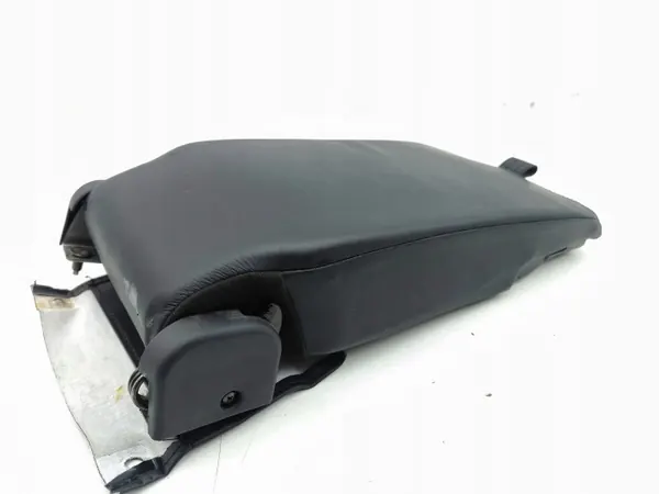 Mitsubishi Pajero 2004 achterste armsteun OEM AMD214000 image 7