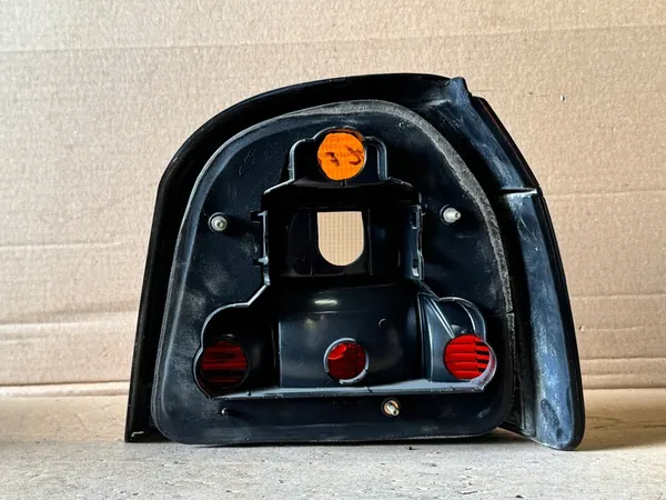 Vänster Bakljus VW Golf III 1H6945111B image 3