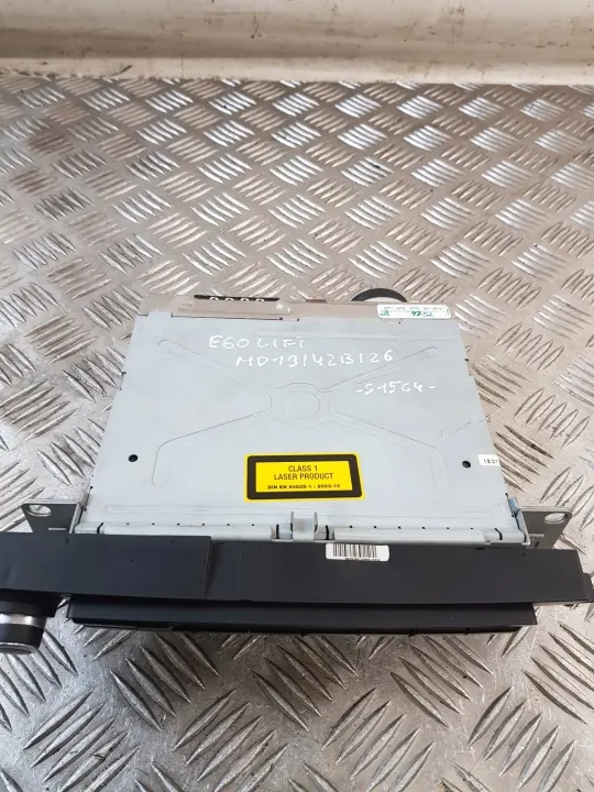 Radio CD Navegación BMW OEM 9195756 para E60/E61 LCI image 8