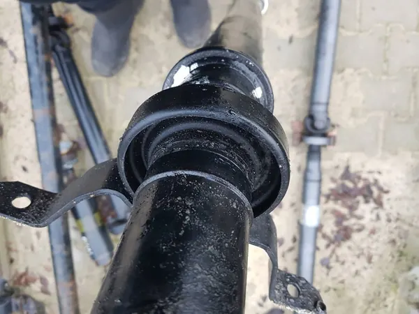 AUDI A6 C7 10-14 3.0 TDI Drivaxel 4G0521101G image 2