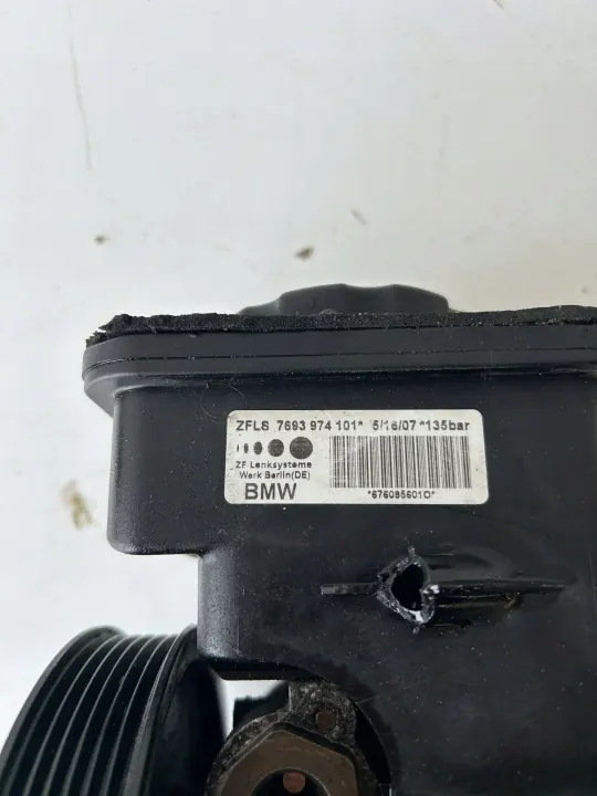 Bomba direção OEM 7693974101 para BMW E60 E61 X5 image 6