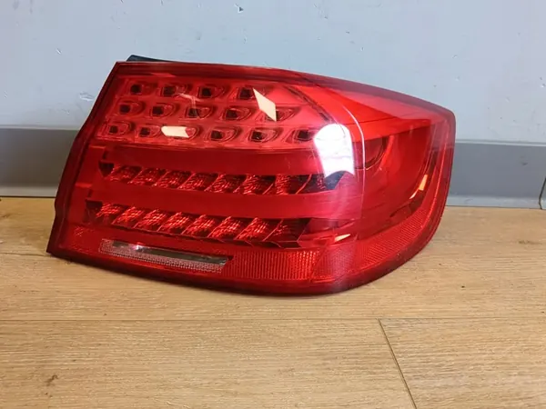 BMW E92 LIFT LÁMPARA LED TRASERA DERECHA 7251958 image 4