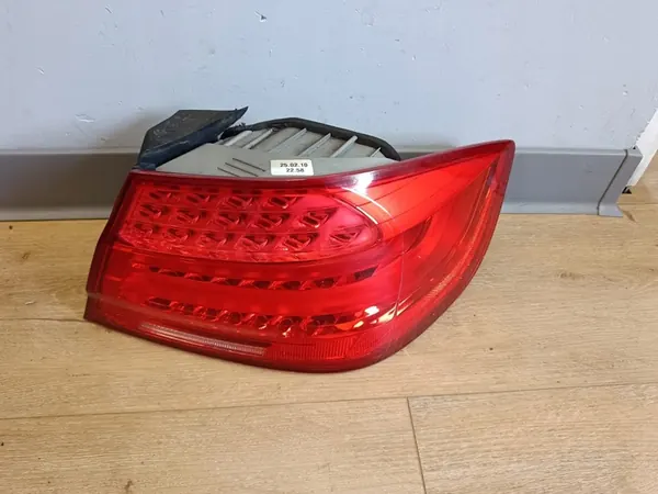 BMW E92 LIFT LÁMPARA LED TRASERA DERECHA 7251958 image 6