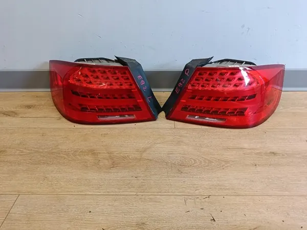 BMW E92 LIFT LÁMPARA LED TRASERA DERECHA 7251958 image 9