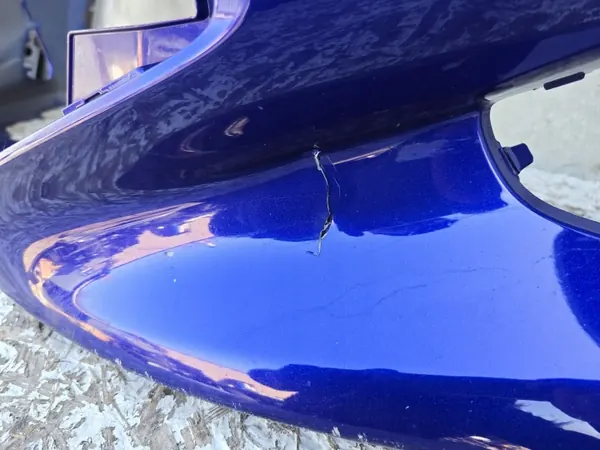 Toyota Yaris IV Frontstoßstange OEM 52119-K0050 image 3
