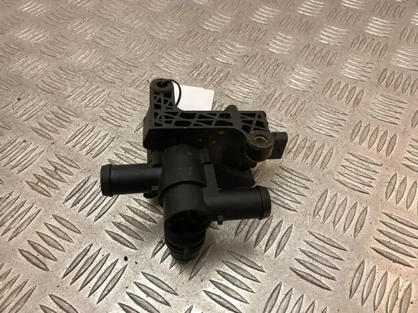 Kühlmittelsteuerventil Volvo XC90 2021 OEM 31686974 image 4