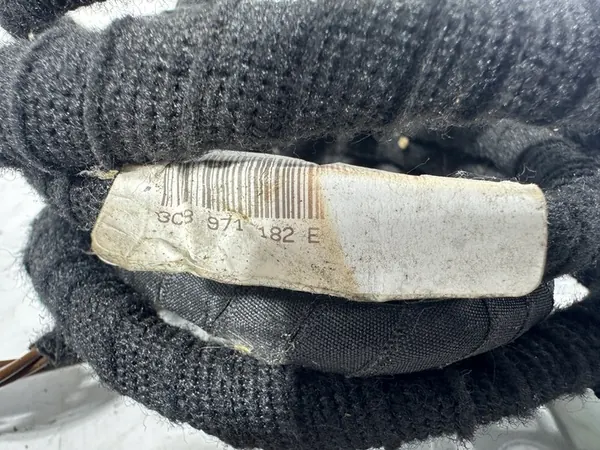 Volkswagen OE 3C8971182E image 2