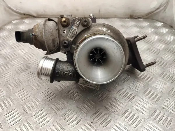 Turbo VOLVO XC60 31331331 2.0L Diesel 120kW 2010 image 2