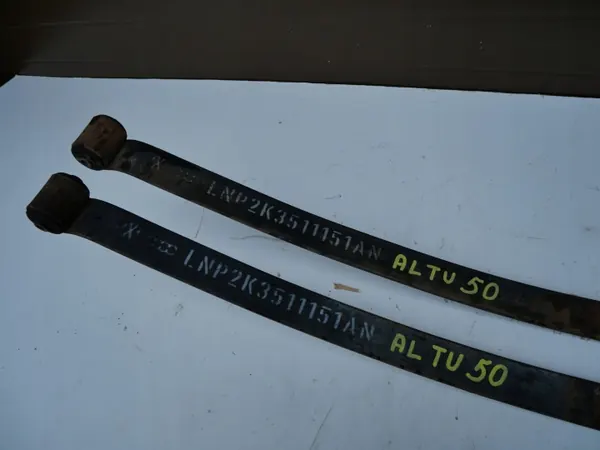 VW Caddy 2K3 Federn OEM 2K3511151AN Gebraucht image 3