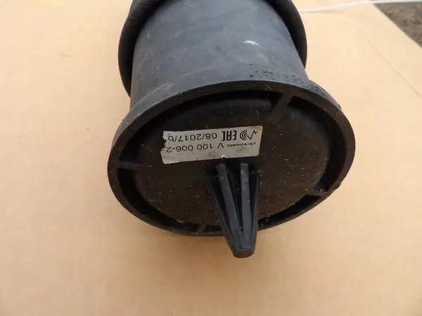 Mercedes-Benz Vito Viano W639 Bakre luftfjäder OEM image 2