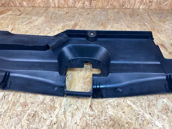 OEM 5328947070 Vordersitzgurt-Abdeckung Toyota Prius IV image 10