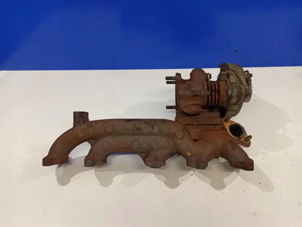 Turbo Volvo usado OEM 8601639 para V70 II 2.5L image 2