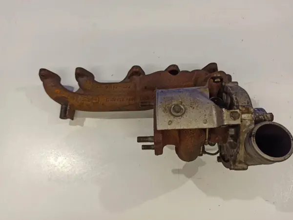 Turbo Volvo usado OEM 8601639 para V70 II 2.5L image 3
