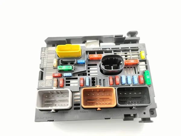 Módulo BSM Caixa de Fusíveis Citroen Berlingo image 2