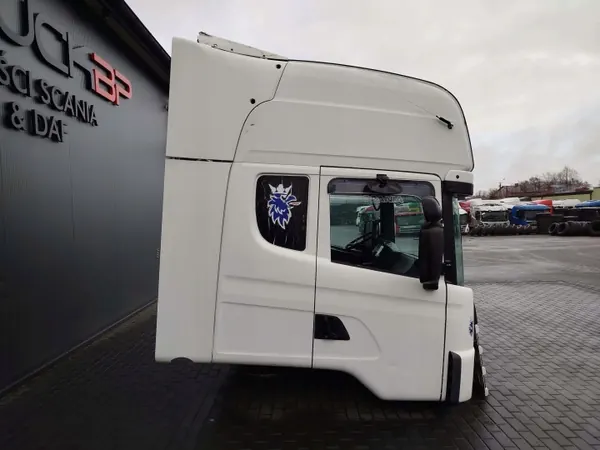 Cabine Scania 124 - Pièce OEM d'Occasion image 3