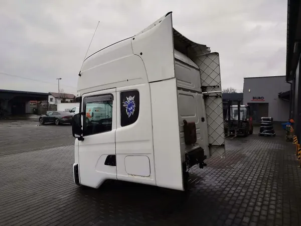 Cabine Scania 124 - Pièce OEM d'Occasion image 5