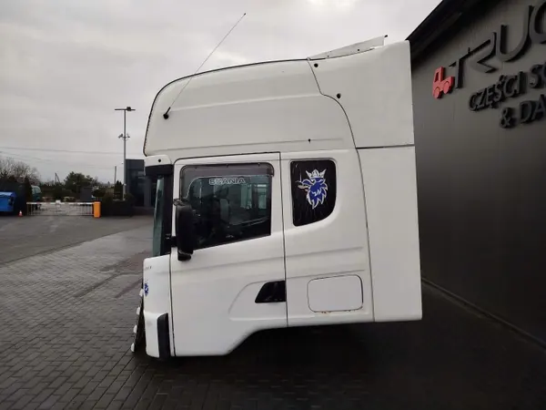 Cabine Scania 124 - Pièce OEM d'Occasion image 6
