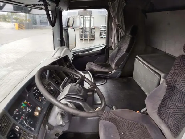 Cabine Scania 124 - Pièce OEM d'Occasion image 8
