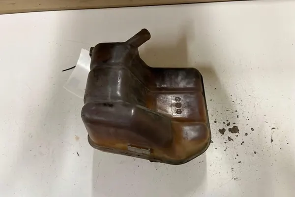 Expansietank FORD FOCUS 1.8L diesel 2000 image 2