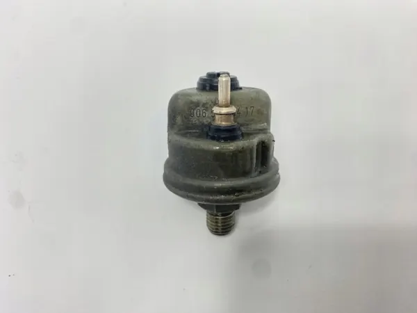 Oliedruksensor OEM 0065429417 voor Mercedes W124/W201 image 2