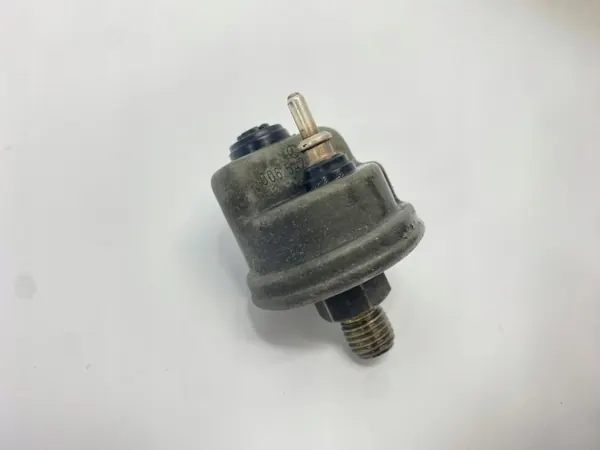 Oliedruksensor OEM 0065429417 voor Mercedes W124/W201 image 4