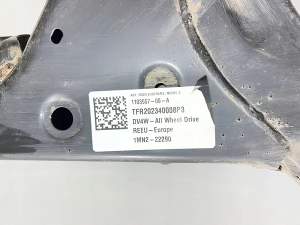 Poutre d'essieu arrière Tesla 3 OEM 1103557-00-A Occasion image 8