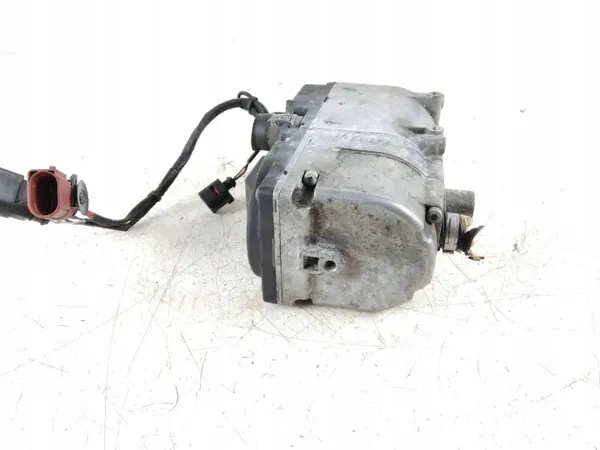 Audi Q5 SQ5 Pysäköintilämmitys OEM 8R0265081N image 3
