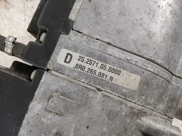 Audi Q5 SQ5 Pysäköintilämmitys OEM 8R0265081N image 7