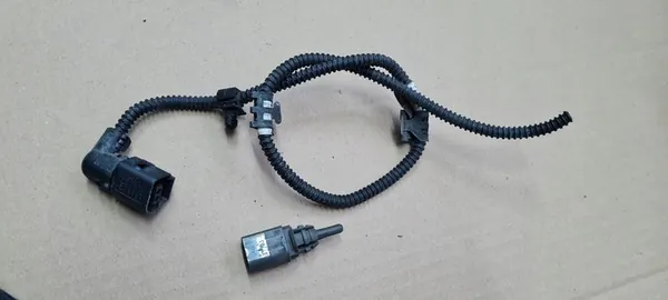 Außentemperatursensor Audi A6 OE 8Z0 820 535 B image 1