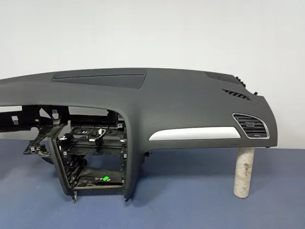 Audi A4 B8 kojelauta OEM 8K1857041 image 4
