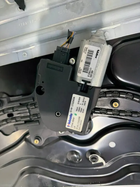 BMW Schievedak OEM SSK824 voor 5-serie F10 Sedan image 9