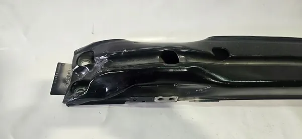 Etupuskuri Volvo V40 II 2012-2021 image 3