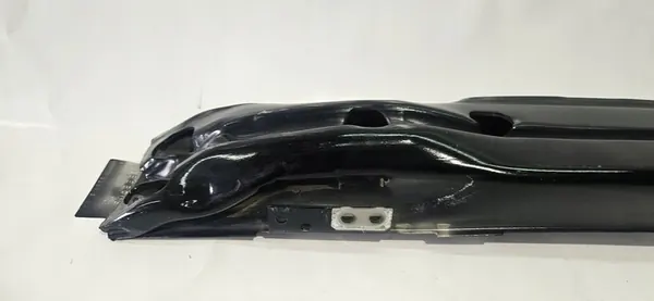 Etupuskuri Volvo V40 II 2012-2021 image 4