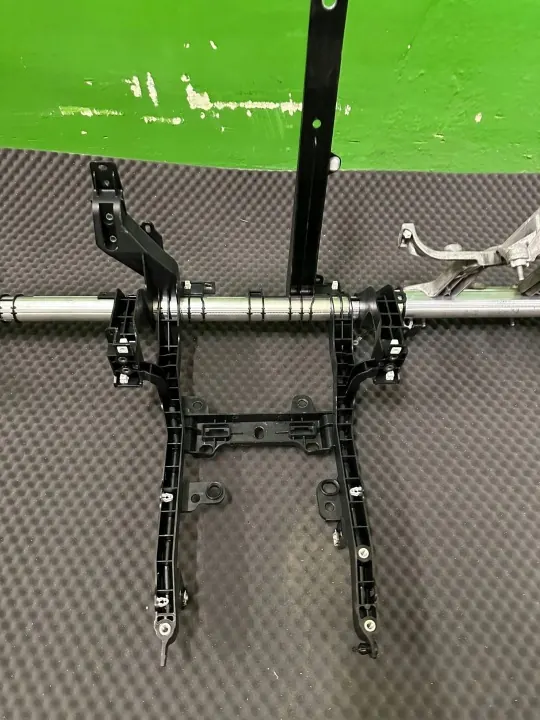 Tesla Model 3 Mittariston Kehys OEM 109544000FVV image 9