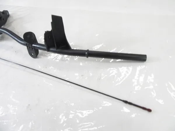BMW Öljymittatikku OEM 7823518 N57 3.0 moottoriin image 3