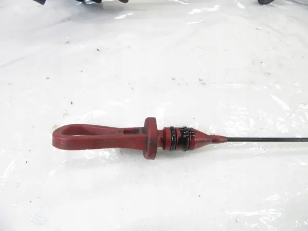 BMW Öljymittatikku OEM 7823518 N57 3.0 moottoriin image 8