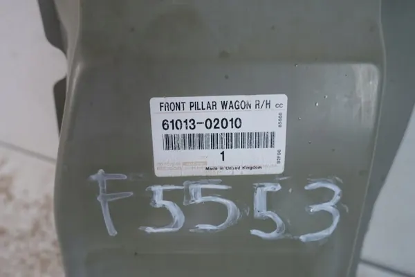 OEM 61013-02010 Garniture Pilier Droit Avant Toyota image 5