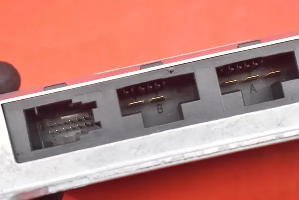 Bakaxelkontrollmodul 6854032 BMW F11 2.0 D 13-17 image 9