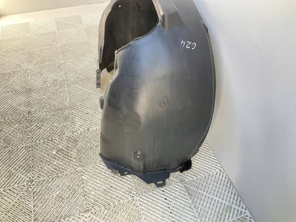 Oikea Etulokasuoja 8V0821172J Audi A3 image 2