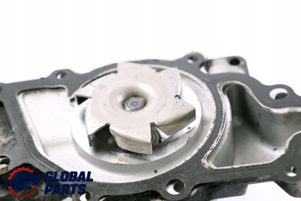 Bomba de água Mercedes OM646 OEM A6462000301 Usada image 3
