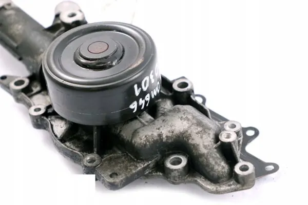 Bomba de água Mercedes OM646 OEM A6462000301 Usada image 6
