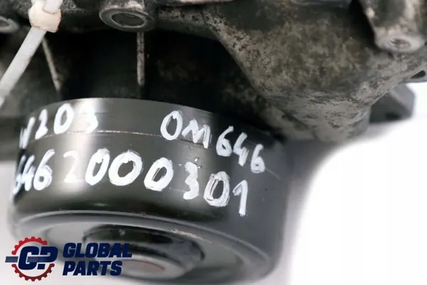 Bomba de água Mercedes OM646 OEM A6462000301 Usada image 7