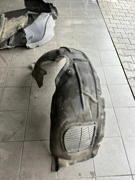 Front Left Wheel Arch Audi Q7 2006-10 Diesel OEM image 2