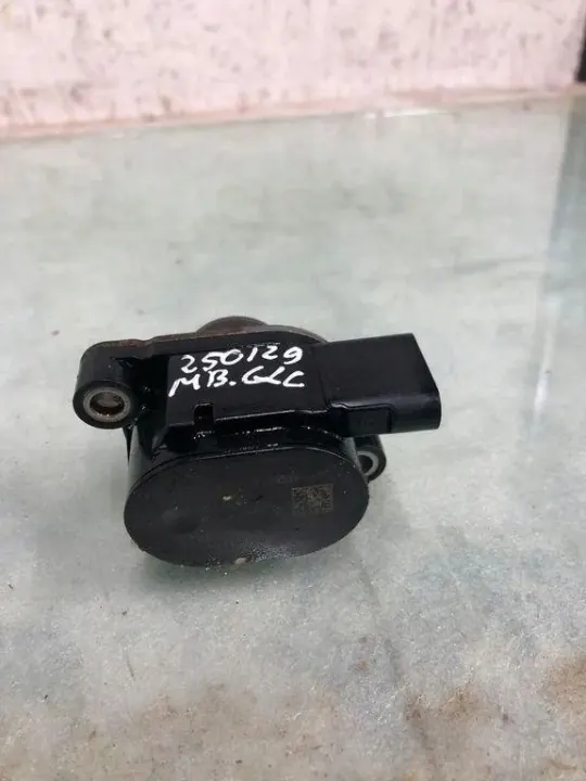 Électrovanne OEM A2549820000 pour Mercedes-Benz image 3