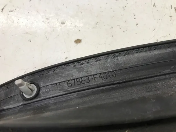 Toyota C-HR Deurafdichting OEM 67863-F4010 Rechterzijde image 5
