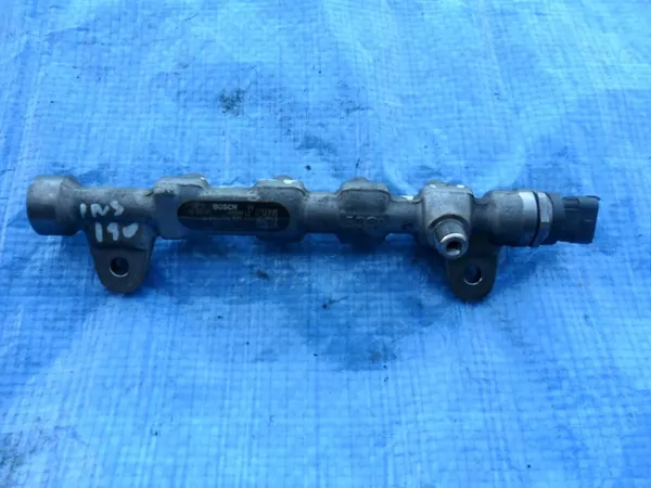 OPEL Insignia A Brandstofrail 2.0 CDTI 55576177 image 2