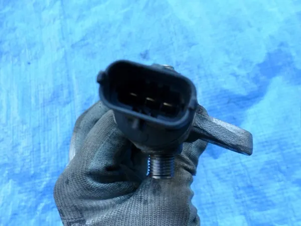 OPEL Insignia A Brandstofrail 2.0 CDTI 55576177 image 3