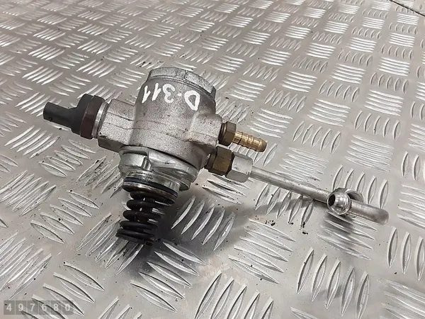 Audi A1 Bränslepump 1.2 TFSI 03C127026J image 3